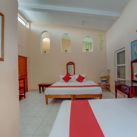 Oyo Hotel Casa Ada Zihuatanejo Extérieur photo