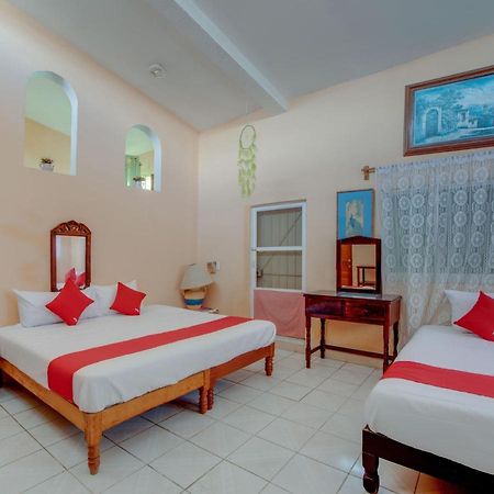 Oyo Hotel Casa Ada Zihuatanejo Extérieur photo
