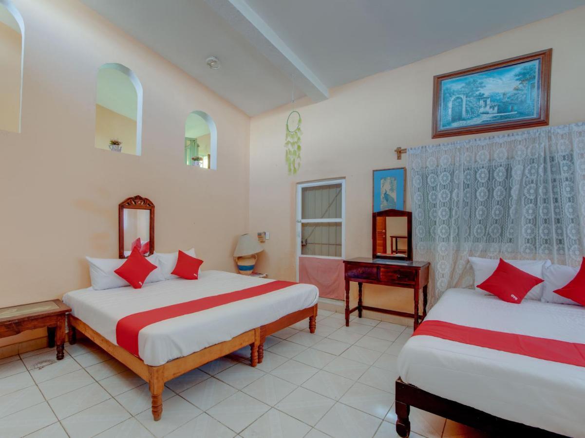 Oyo Hotel Casa Ada Zihuatanejo Extérieur photo