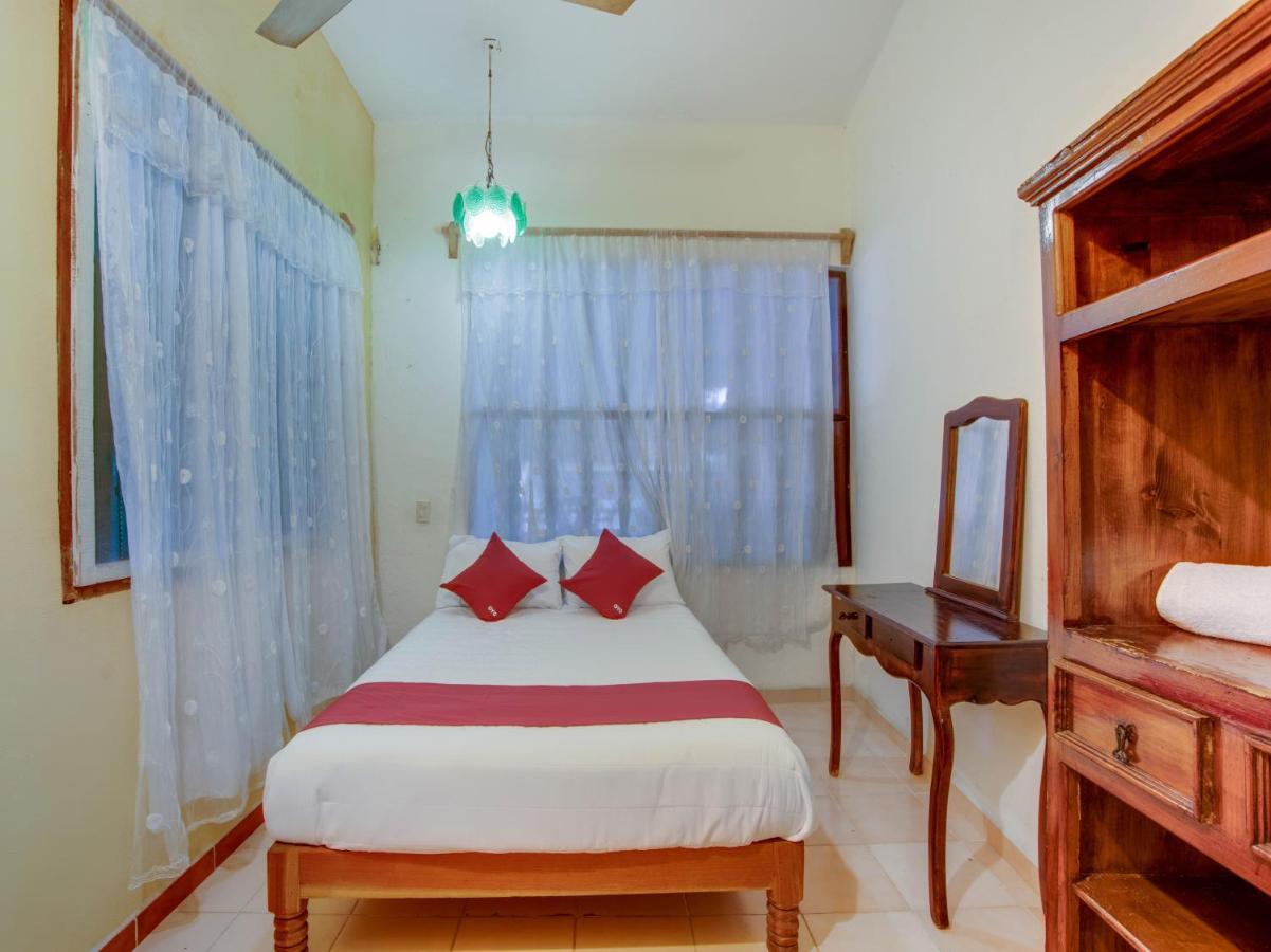 Oyo Hotel Casa Ada Zihuatanejo Extérieur photo
